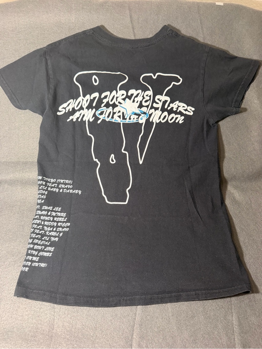 Black Graphic Back-Print Women's Tee - VV Style